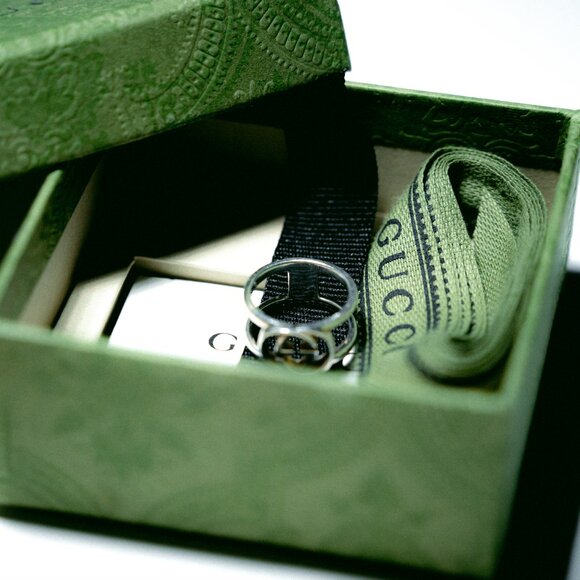 Gucci Interlocking GG Sterling Silver Ring - Picture 5 of 6